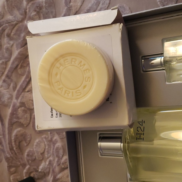 H24 Hermes bundle & Bar Soap - Picture 6 of 6